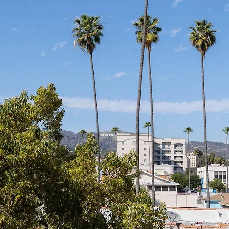 Hollywood Apartment Near Walk Of Fame Los Angeles Exterior photo